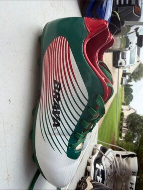 Youth Brava MX Warrior Soccer ⚽️ Cleats Size 1D